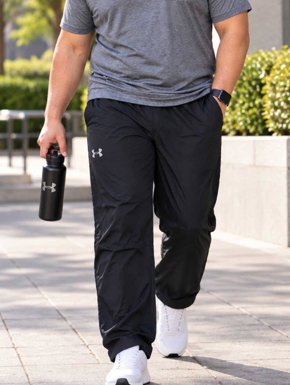 Under Armour mesh lined Black Athletic Track Pants size 3XL